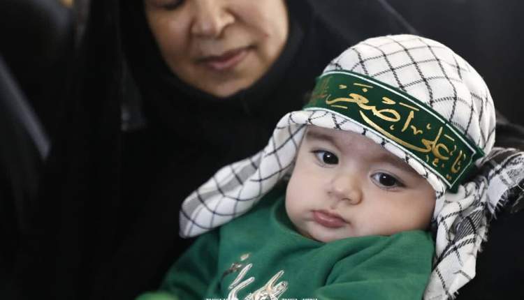 مراسم شیرخوارگان حسینی در شهرکرد برگزار شد